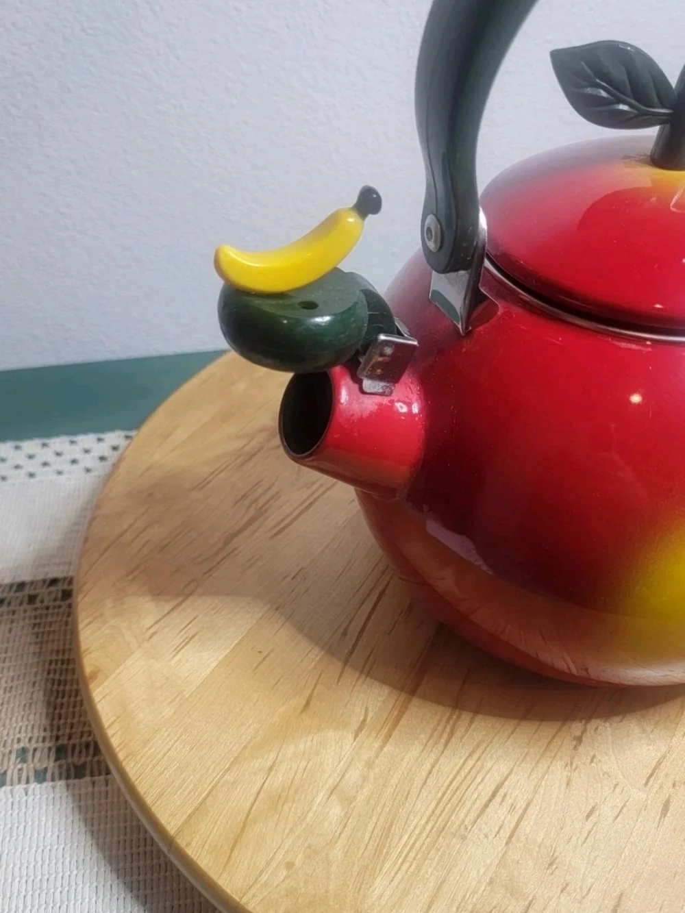 Decorative Red and Yellow Apple Whistling Tea Kettle with Green Handle